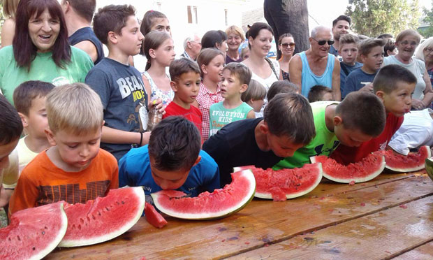 Лубеница слатка, а посао горак